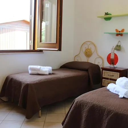 Libeccio - Con Giardino E Piscina Condominiale 库斯托纳奇