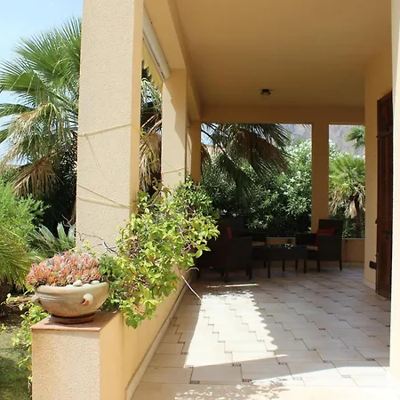 度假居 Libeccio - Con Giardino E Piscina Condominiale *