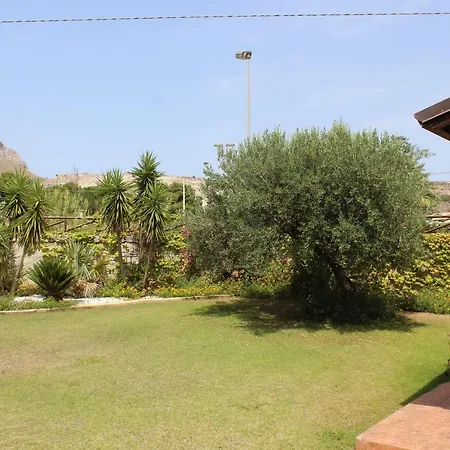 Libeccio - Con Giardino E Piscina Condominiale 度假居