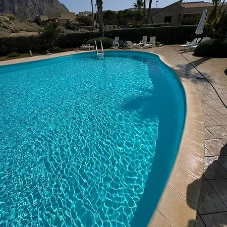 度假居 Libeccio - Con Giardino E Piscina Condominiale