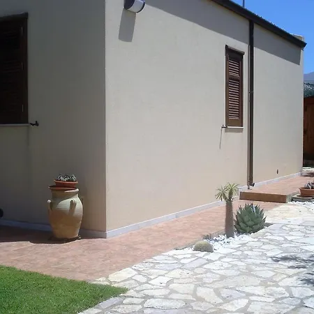 度假居 Libeccio - Con Giardino E Piscina Condominiale 库斯托纳奇