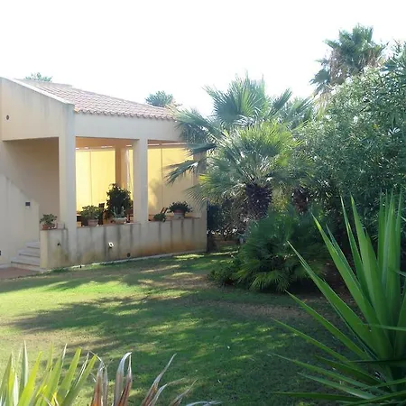 Libeccio - Con Giardino E Piscina Condominiale